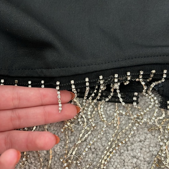 Fashion Noma size S Black top with rhinestone dangling - Picture 4 of 4